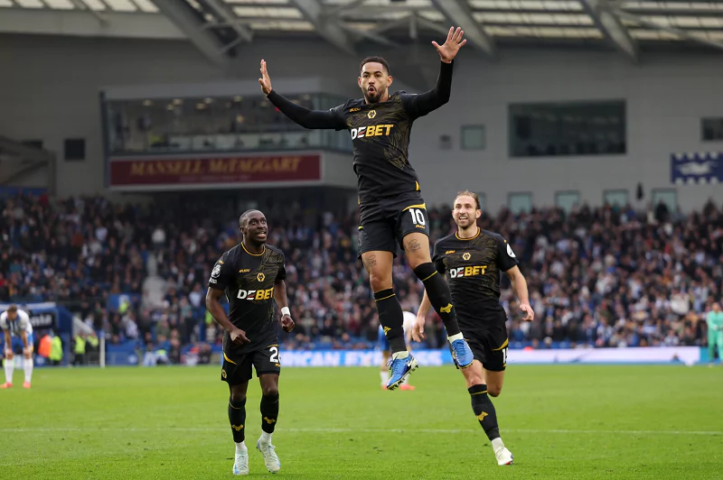 Phong độ của 2 CLB đang có sự đối lập rõ ràng