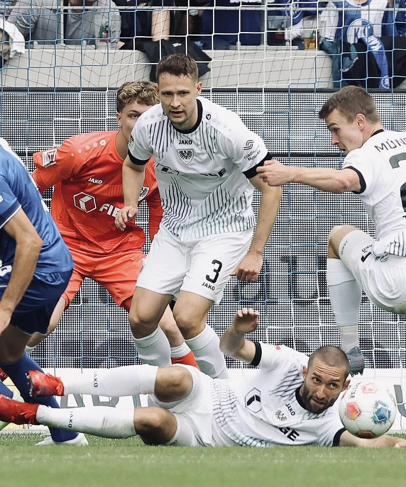 Thực lực và phong độ Paderborn vượt trội hơn Munster